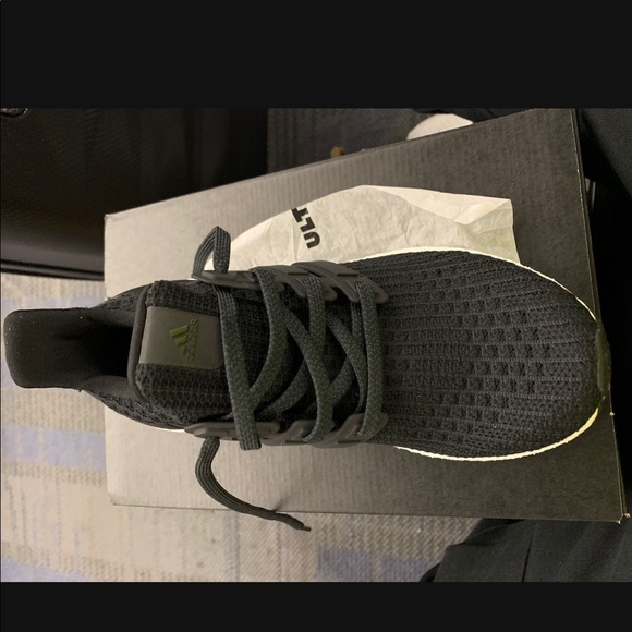 Adidas Ultraboost - Picture 4 of 4